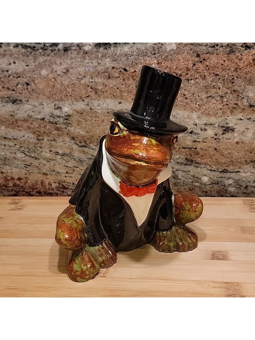 Vintage Ceramic Frog in Tuxedo and Top Hat Planter - Picture 1 of 6